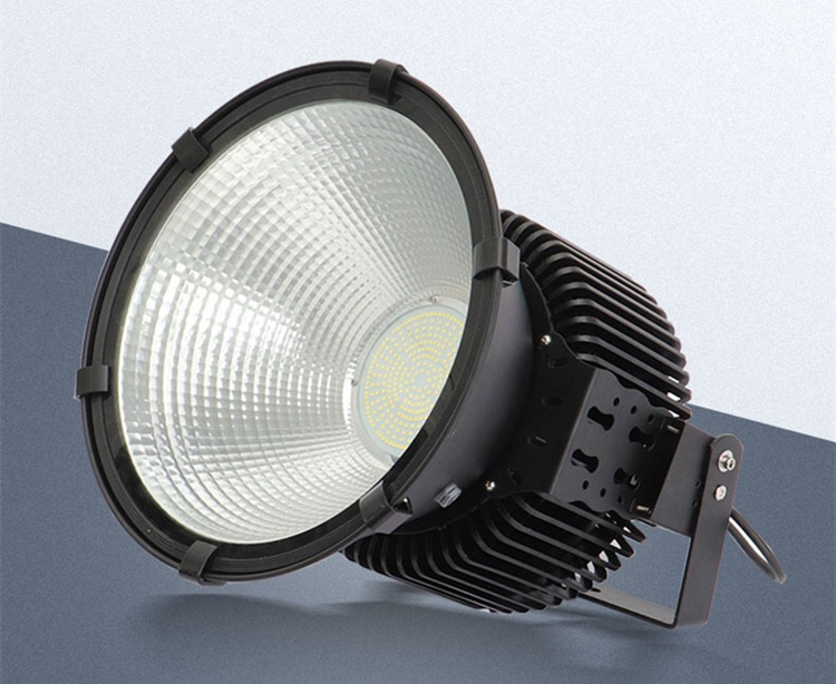 High power Floodlight 100W/200W/300W/400W/ AC 100V/ 220V waterproof LED spotlight outdoor construction engineering lighthouse