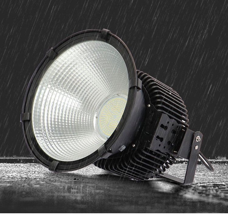 High power Floodlight 100W/200W/300W/400W/ AC 100V/ 220V waterproof LED spotlight outdoor construction engineering lighthouse