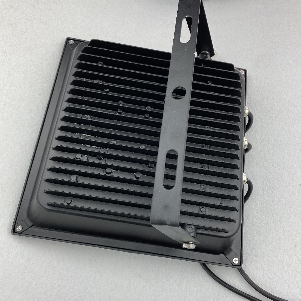 50W RGB DMX flood light AC85-265V input;can be controlled by dmx controller directly;size:L250XW230XH70