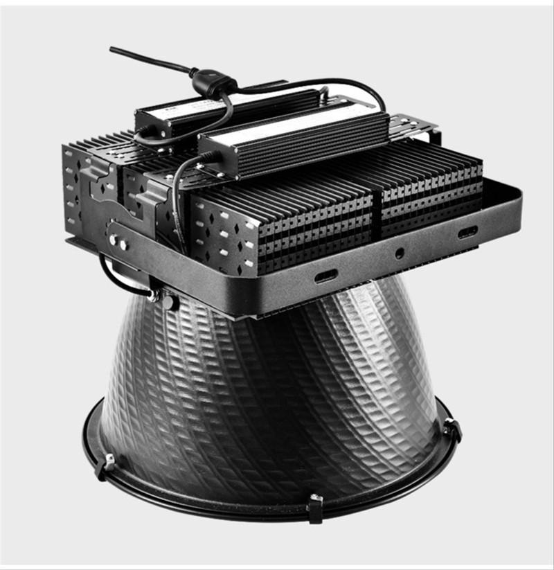 Outdoor Floodlight Spotlight High-power LED Construction Site Lighting Super Bright Searchlight Ip65 Waterproof 600W 800W 1000W