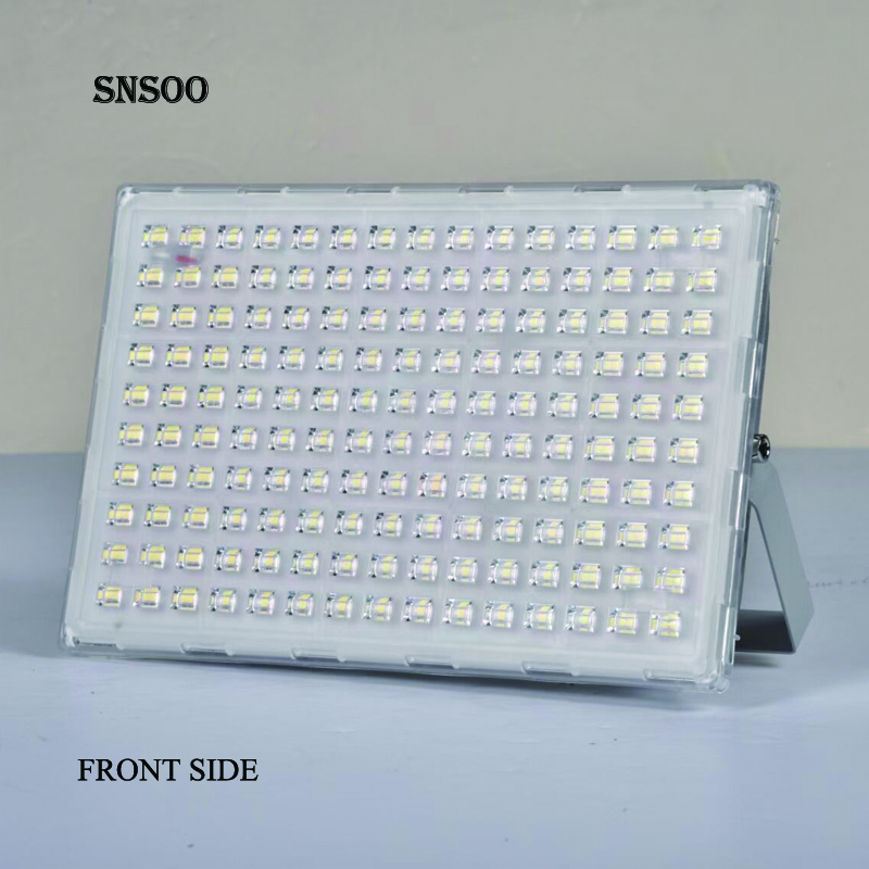 We produce Outdoor LED Swimming Spotlight 50W 100W 200W IP66 Waterproof Lighting 220V Floodlight