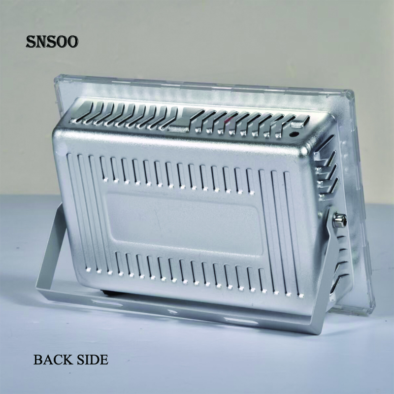 We produce Outdoor LED Swimming Spotlight 50W 100W 200W IP66 Waterproof Lighting 220V Floodlight