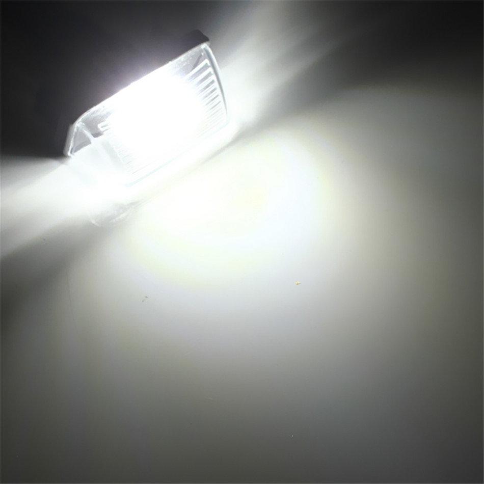 2PCS High Brightness Low Power White 18 LEDs License Number Plate Light For Peugeot Citroen